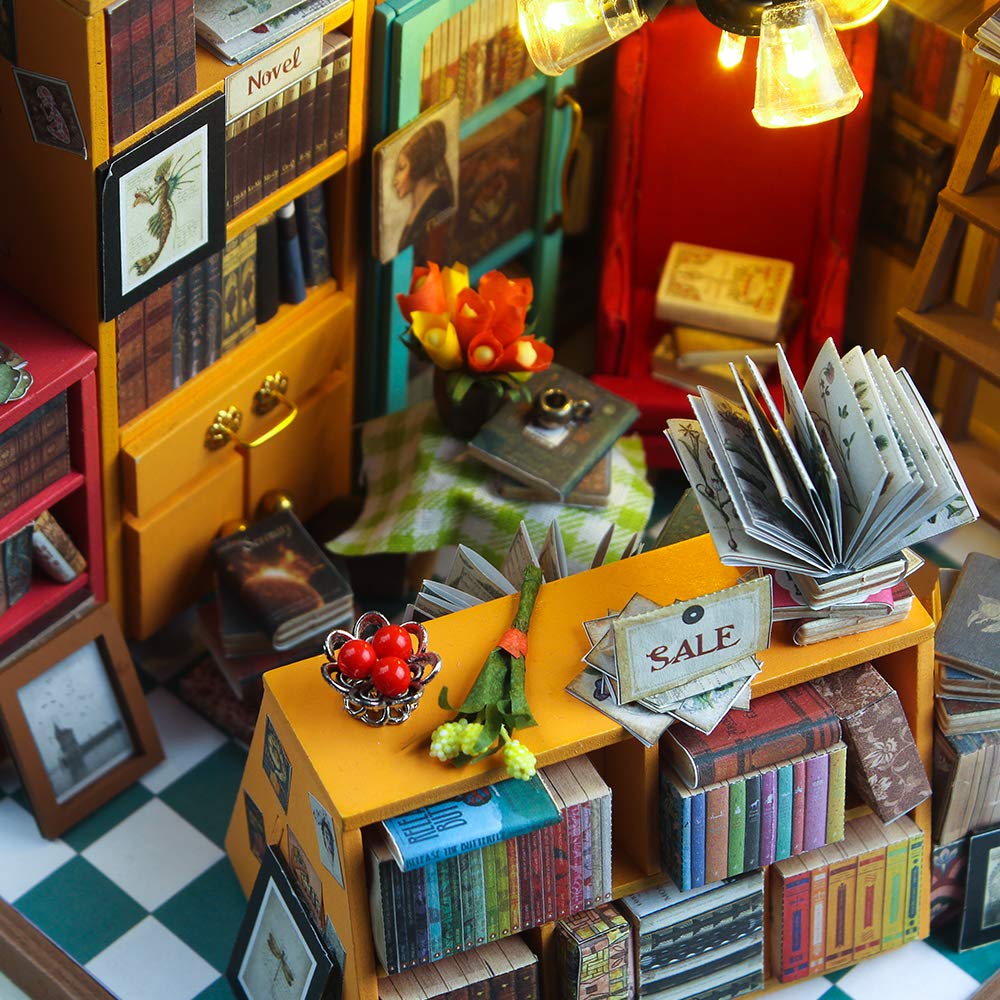 Tiny Book Nook: A Miniature Library Wonderland