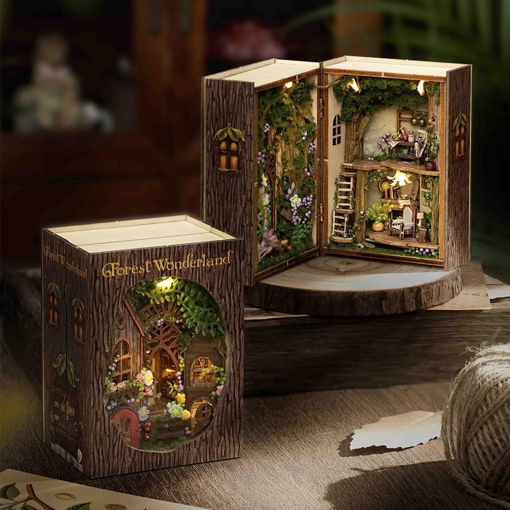 Forest Wonderland Book Nook