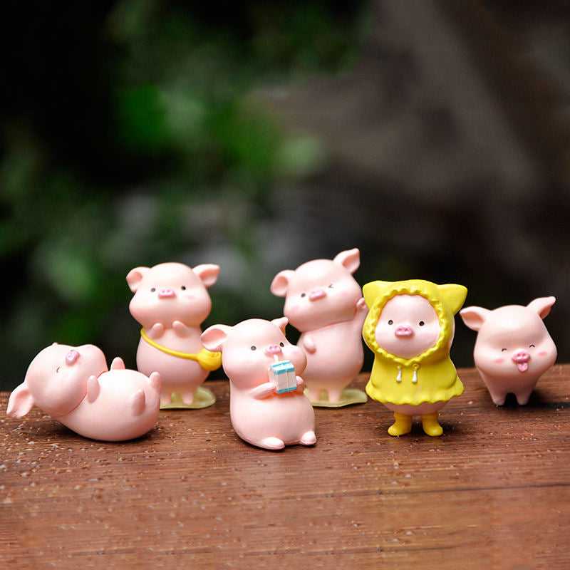 Pig Figurines Miniature Toys Set