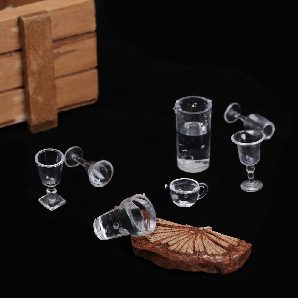 Dollhouse Transparent  Glassware Set– 17-Piece Set