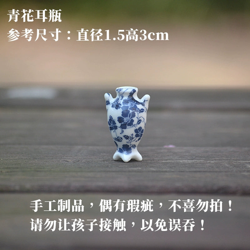 Chinese Ancient Style Miniature Dollhouse Accessories – Porcelain Vases, Vintage Clock, Phonograph & More