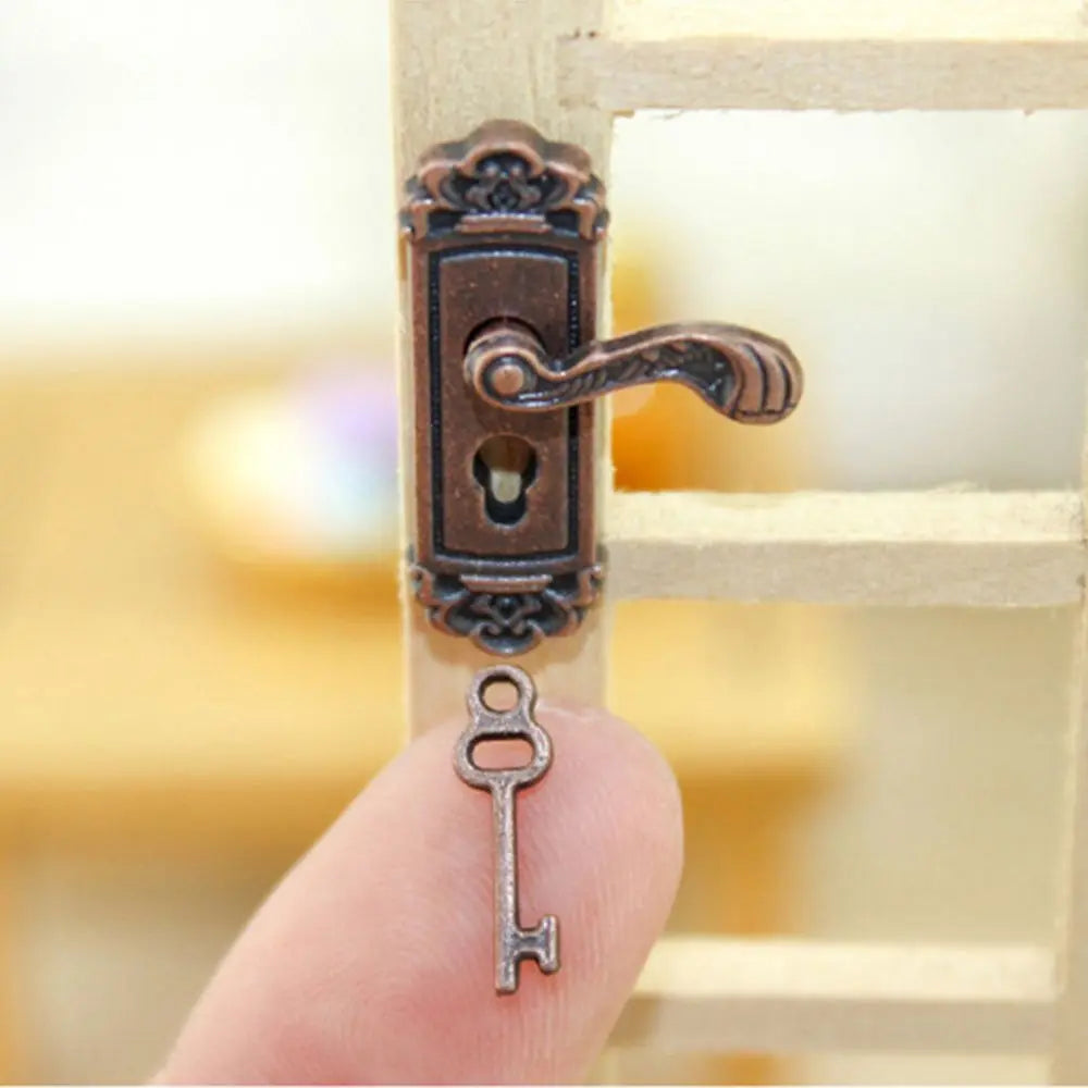 Miniature Lock and Key Set