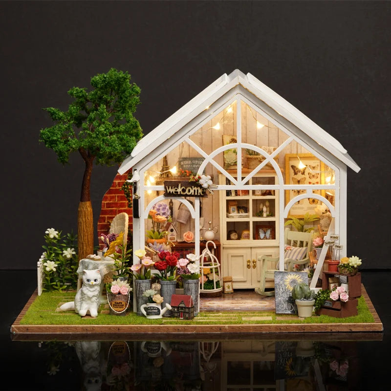 Vintage Sunshine Greenhouse Cottage Model Kit