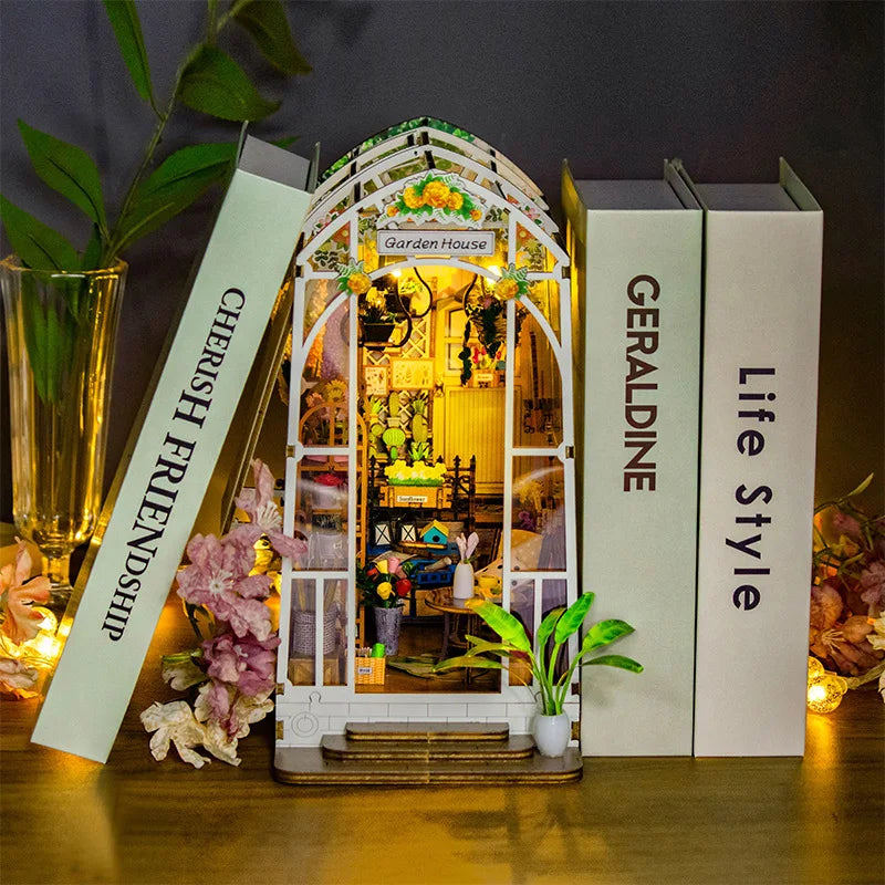 Garden House Book Nook with LED and Flowers and Accessories