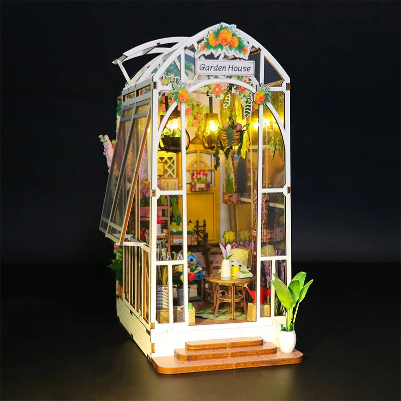 Garden House Book Nook with LED and Flowers and Accessories