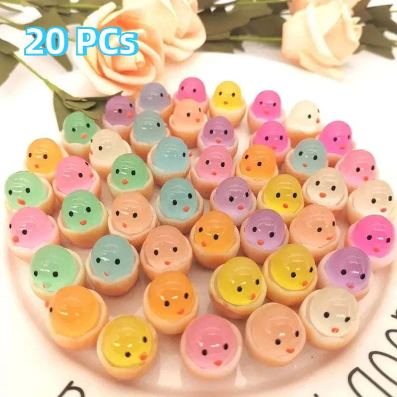 Mini Luminous Chick Figurines – Glow-in-the-Dark 20 Pcs