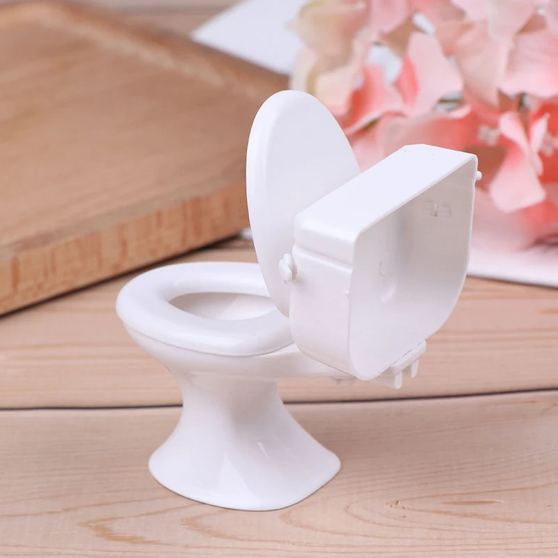 Vintage Bathroom Toilet - Dolls Accessories