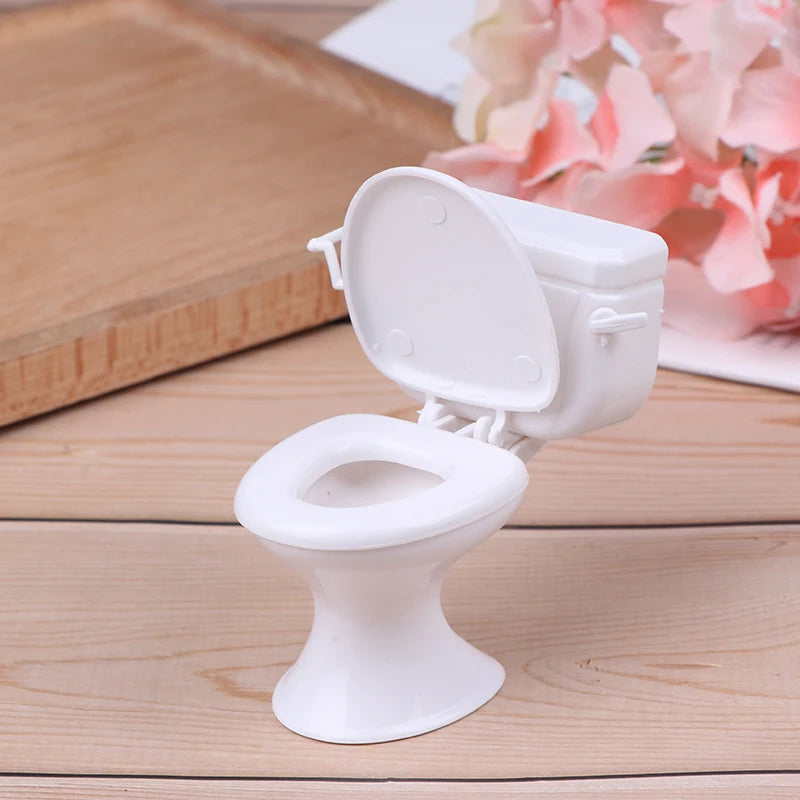 Vintage Bathroom Toilet - Dolls Accessories