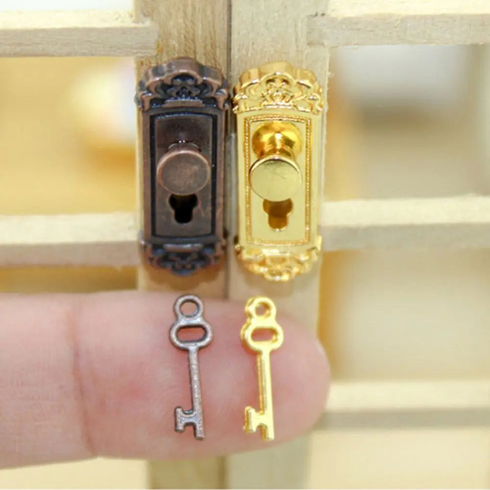 Miniature Lock and Key Set