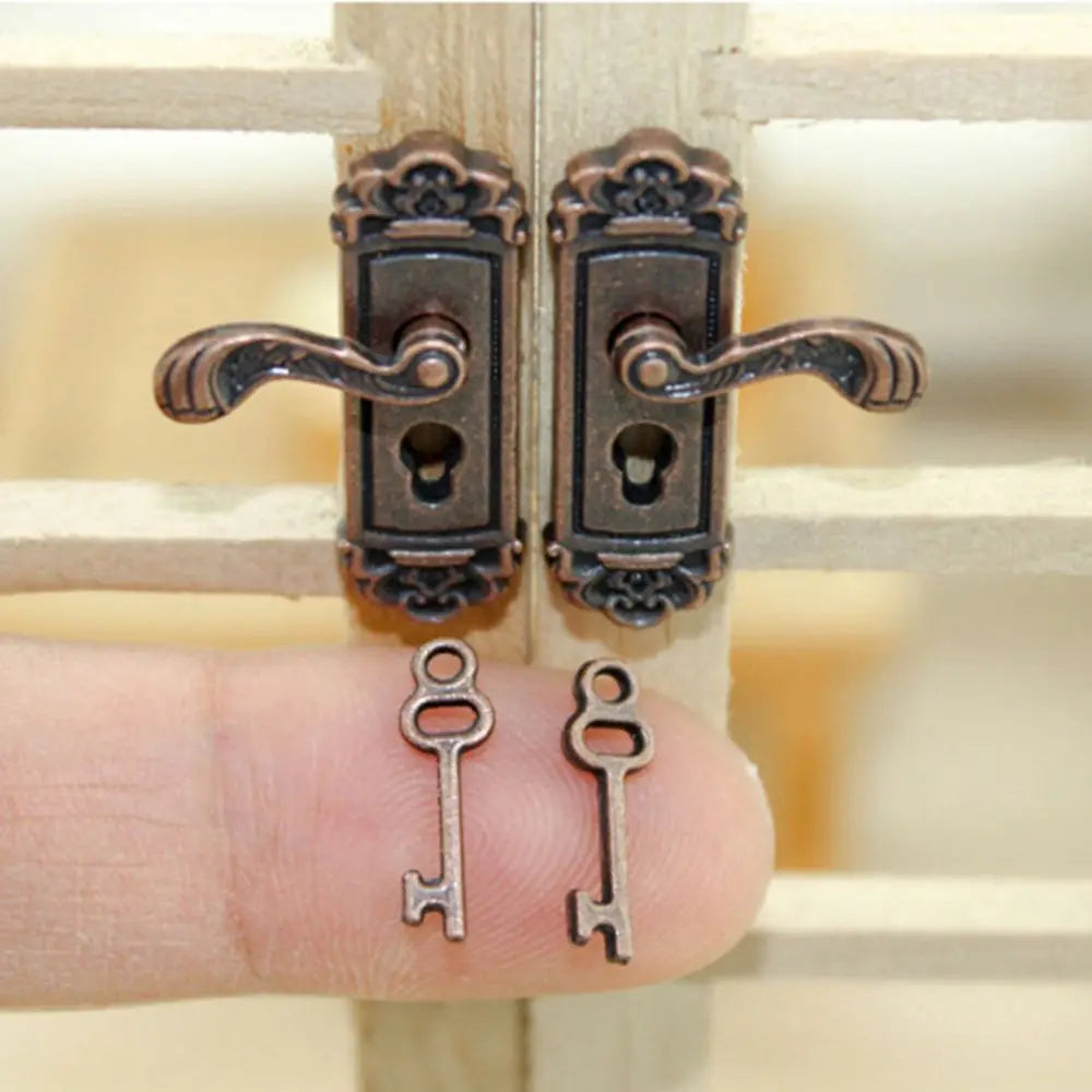 Miniature Lock and Key Set