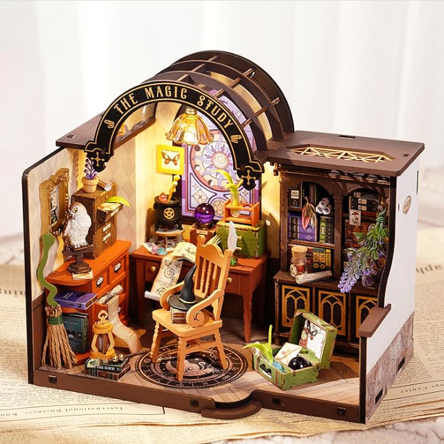 Magic Study Miniature House – DIY Wizard’s Workshop