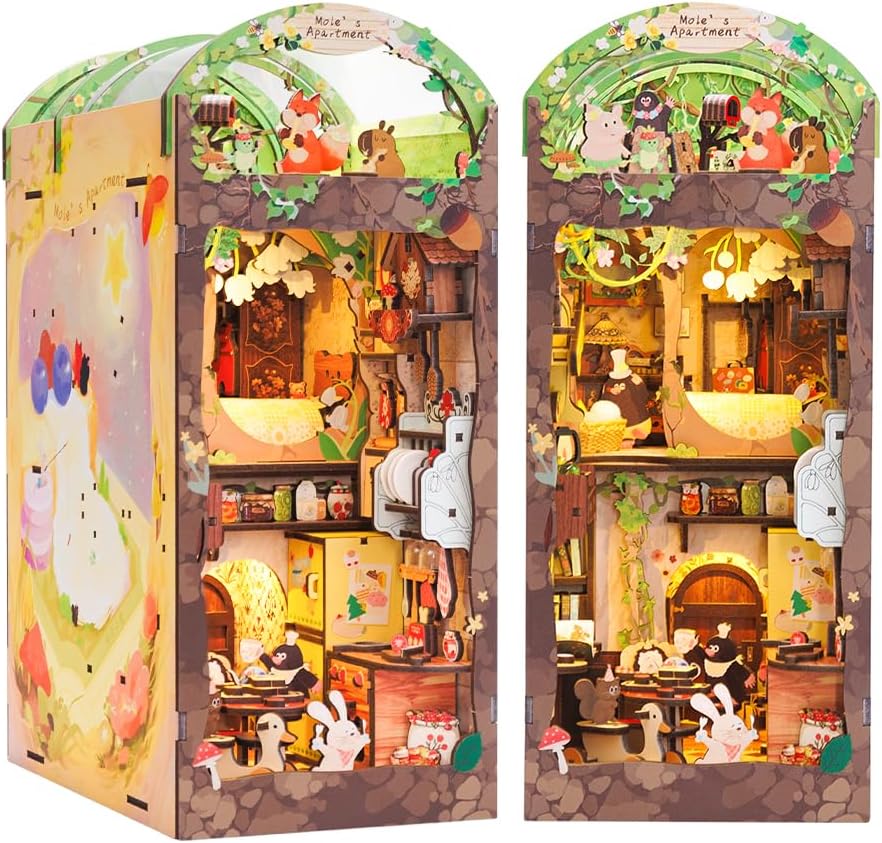 Cozy Woodland Moles Animal Apartment