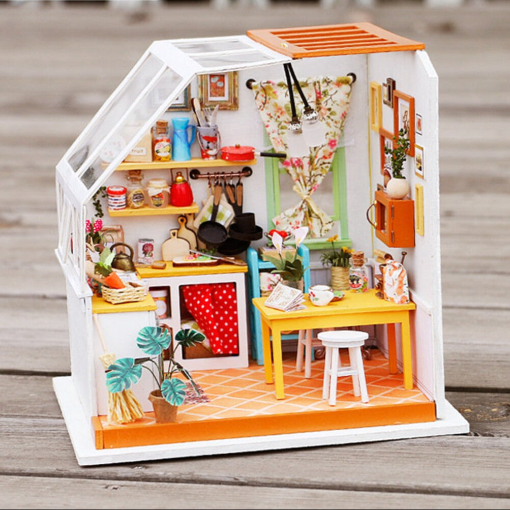 Kitchen Miniature Dollhouse Kit