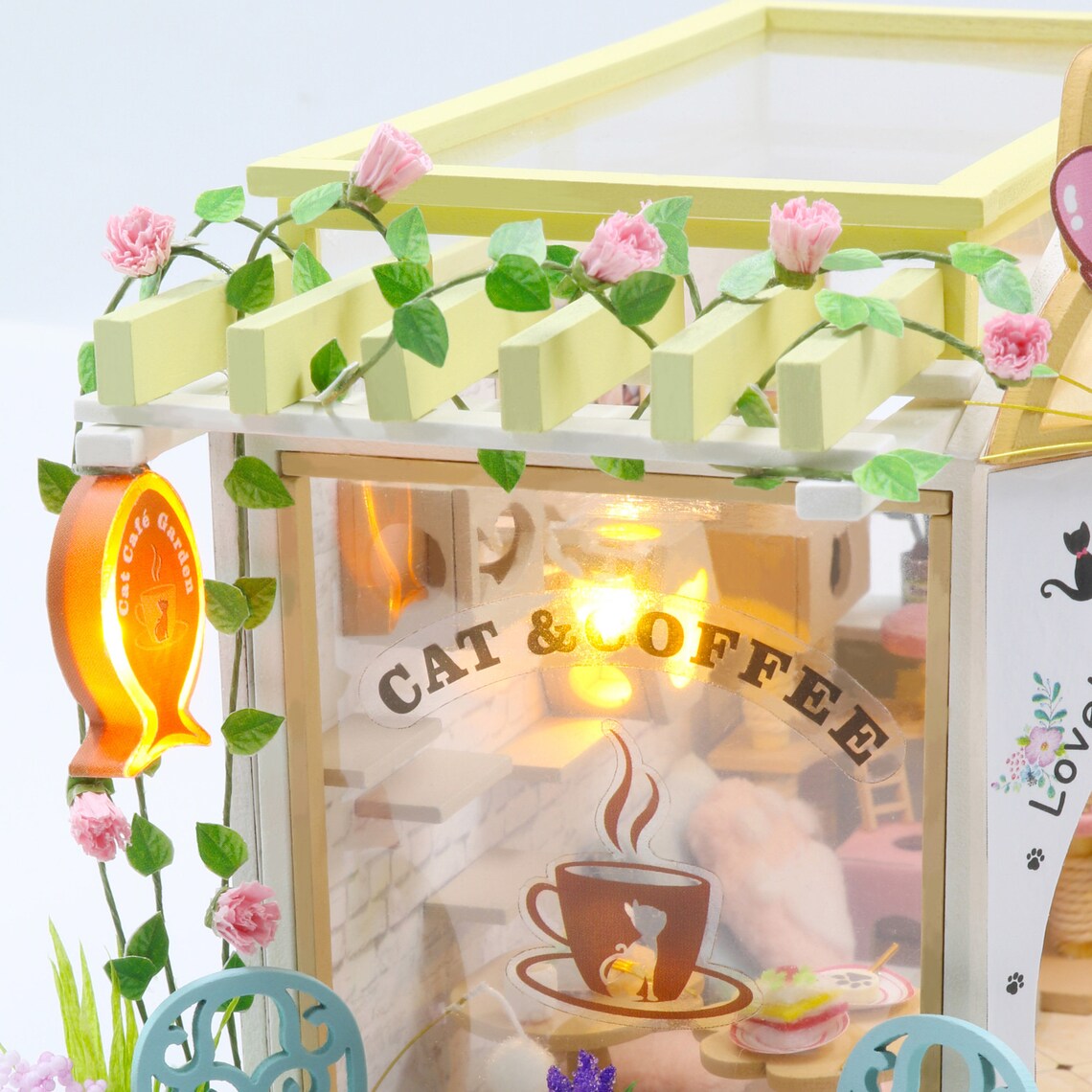 Cat Cafe Garden Cafe – Miniature DIY Kit