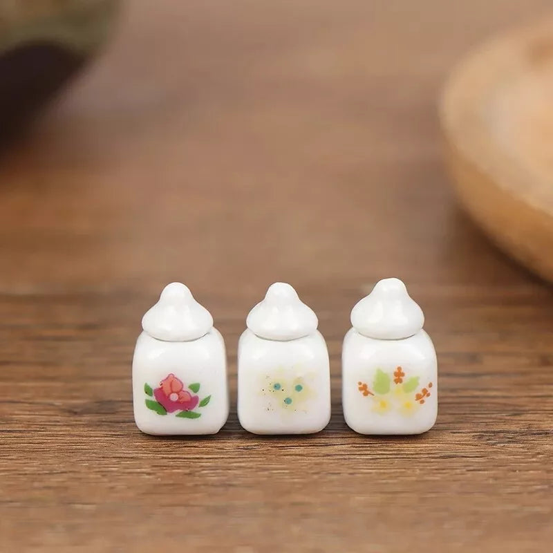 1:12 Scale Miniature Ceramic Seasoning Jar Set – Dollhouse Accessory