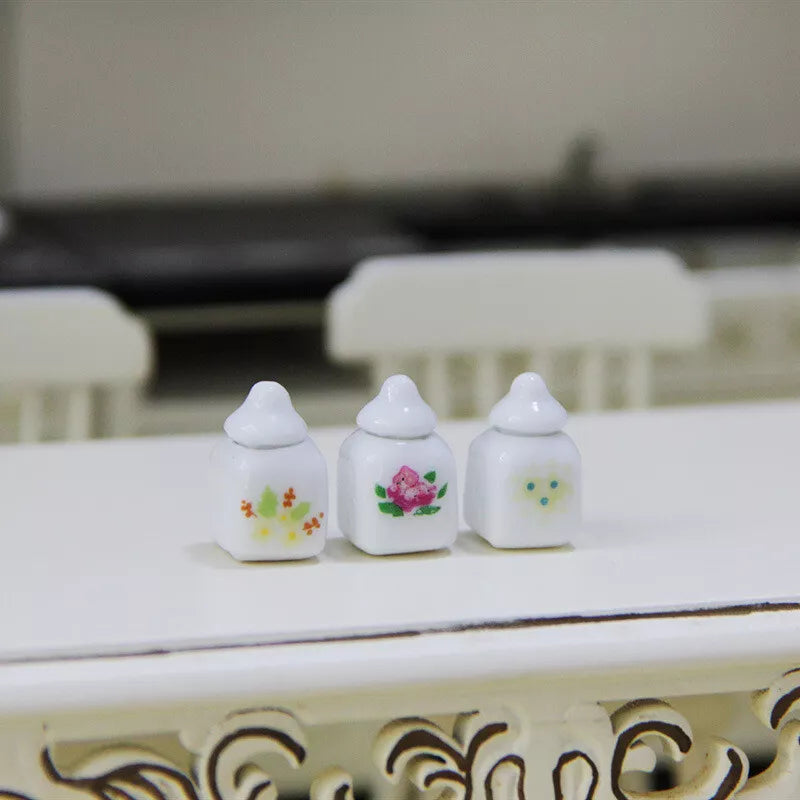 1:12 Scale Miniature Ceramic Seasoning Jar Set – Dollhouse Accessory